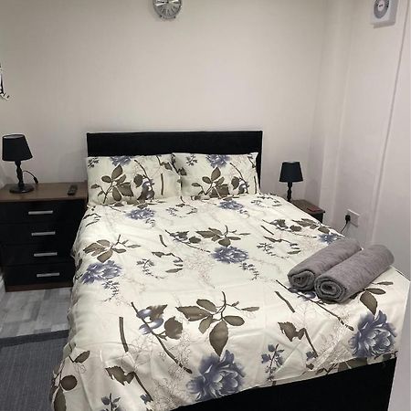 Comfort Studio Лондон Екстер'єр фото